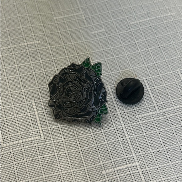 Boston Scally Steel Rose Gray Plaid Cap and Pin - Picture 6 of 10